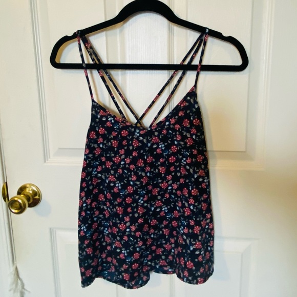 Hollister Criss-Cross Back Floral Tank Top - Picture 3 of 6
